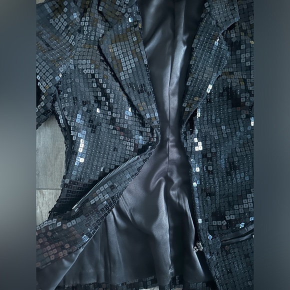 Bebe sequin blazer Size 2 - Picture 2 of 4